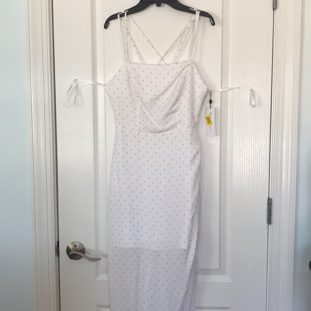 NWT BCBGeneration white strappy dress